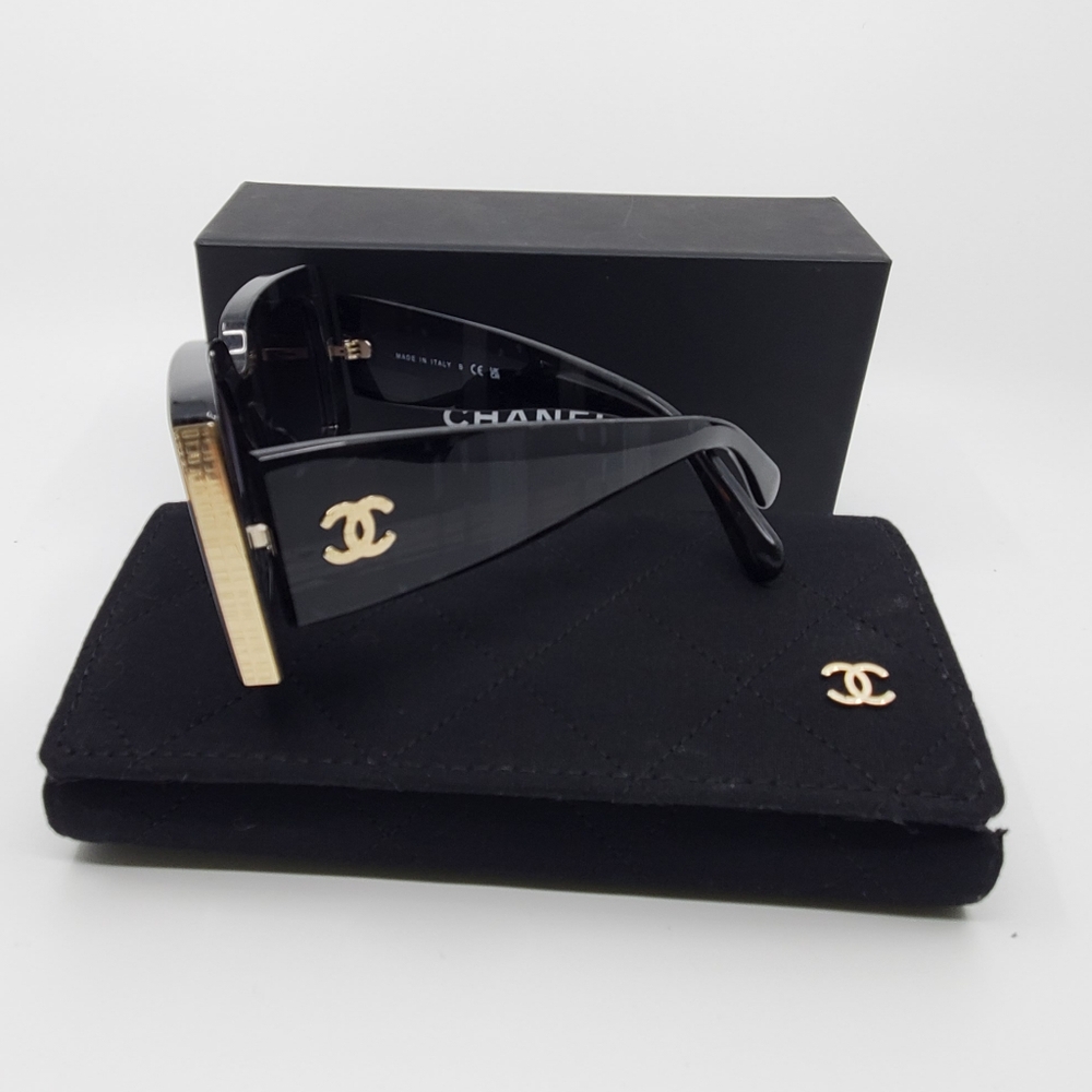 Chanel 5435-A c.1667/S Sunglasses